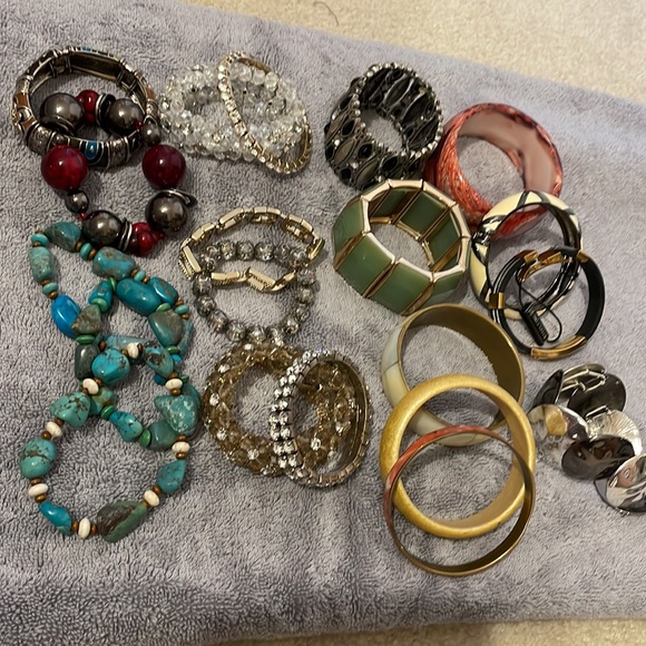 Random Bracelet Bundle! - Picture 3 of 3